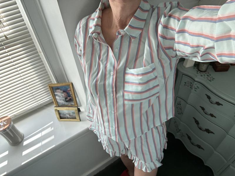 Customer carousel item 9.