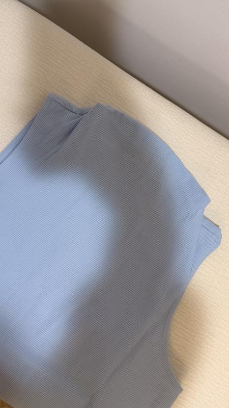 Customer carousel item 6.