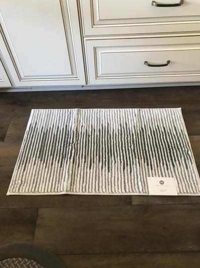 Bath Rug with rubberized back