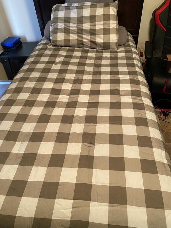 Customer carousel item 6.