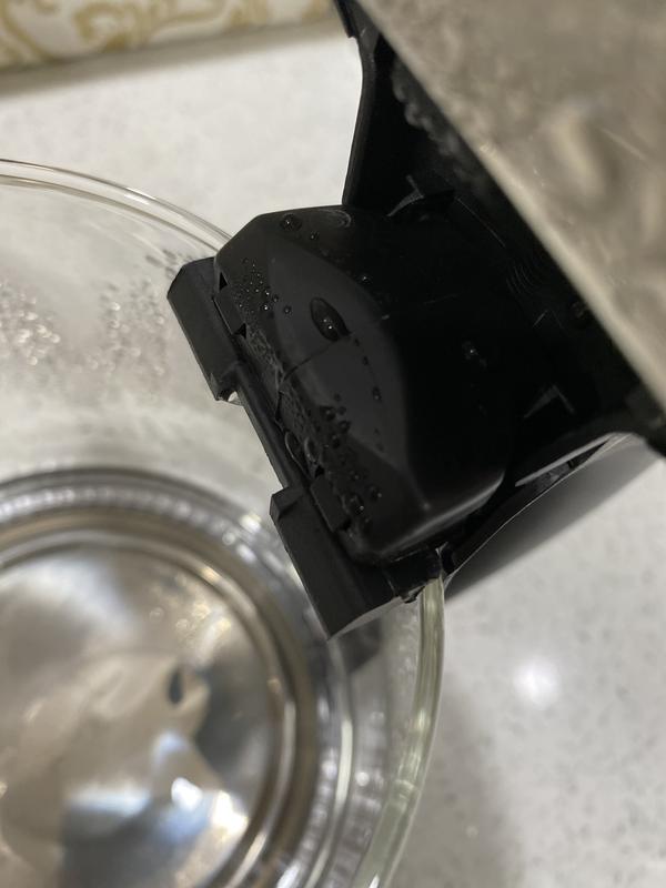 Will scratch your hands when cleaning