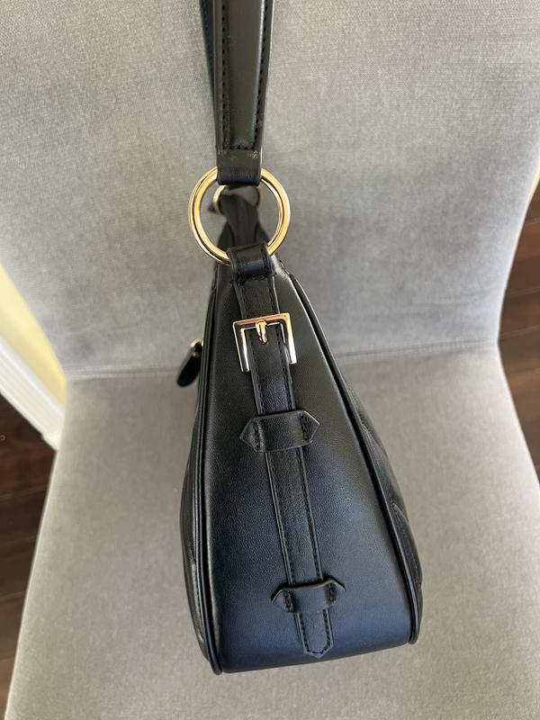 Customer carousel item 5.