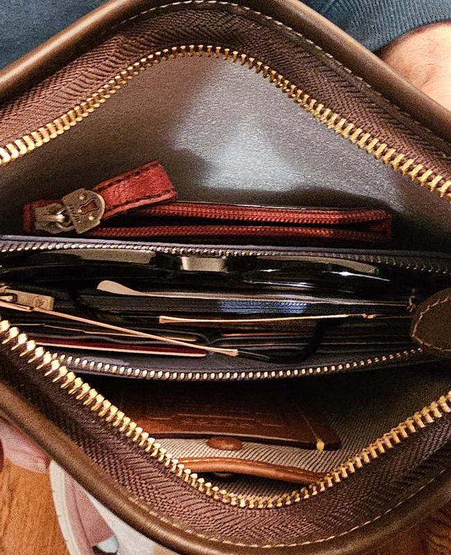 Small Leather Curve Zip Shoulder Bag