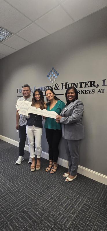 nice, good fabric and comfortable