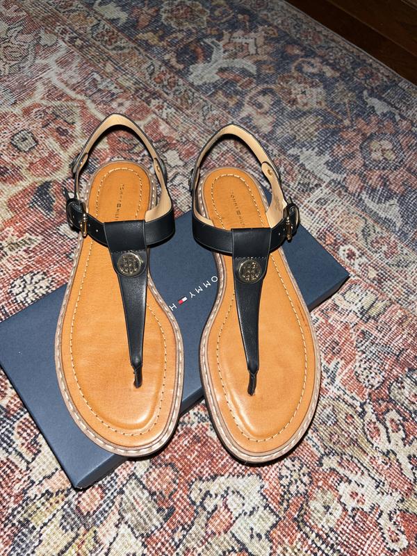 Tommy hilfiger bennia flat sandals sales