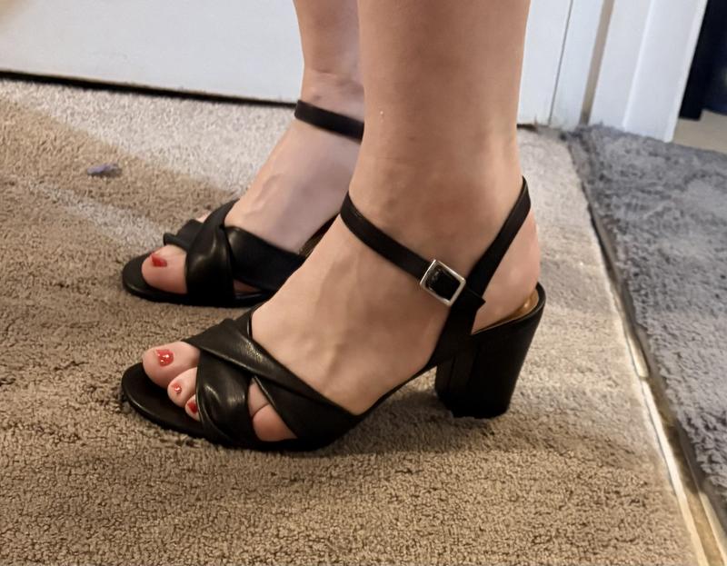 Customer carousel item 9.