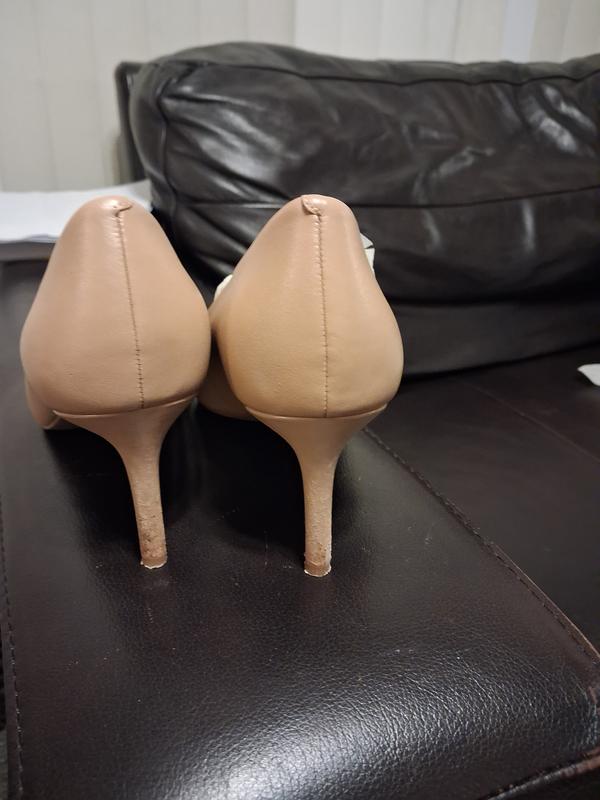 Customer carousel item 1.