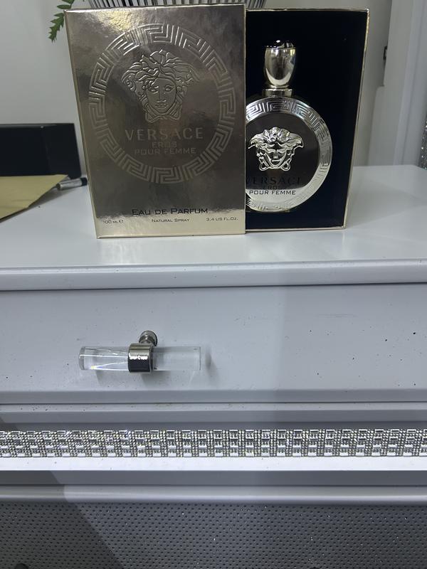 Customer carousel item 4.