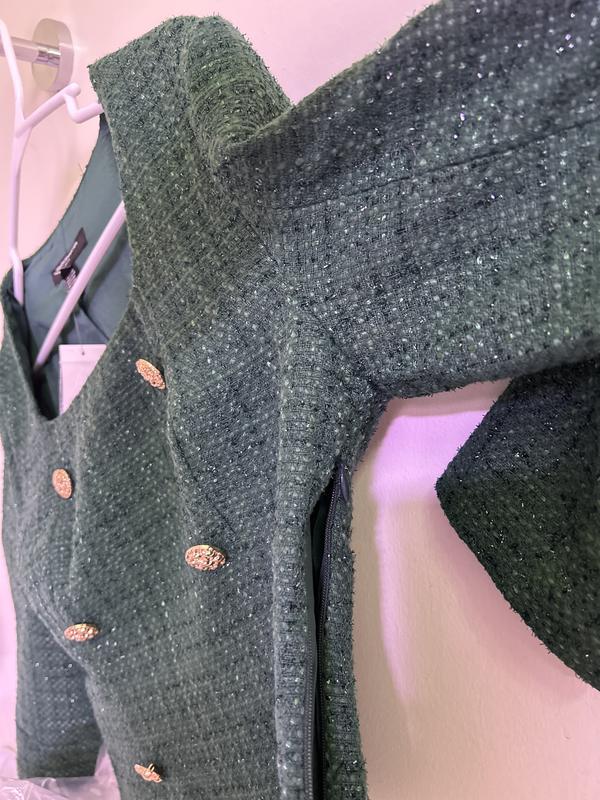 Customer carousel item 1.