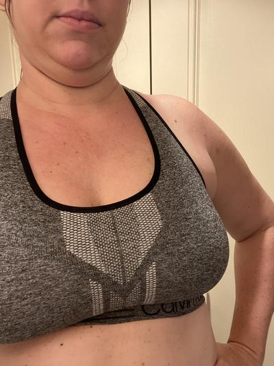 The bar has so many cute details!