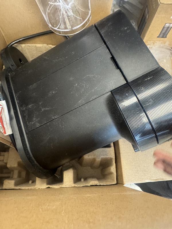 Customer carousel item 9.