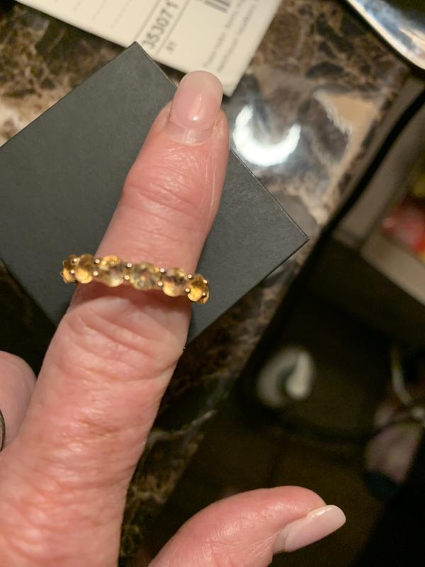 Discolored within 30 mins of wearing