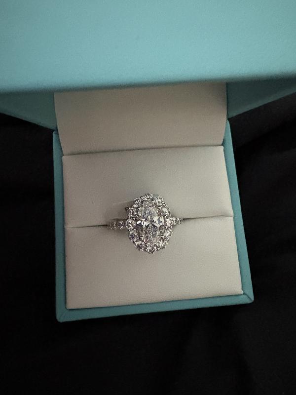 Customer carousel item 1.