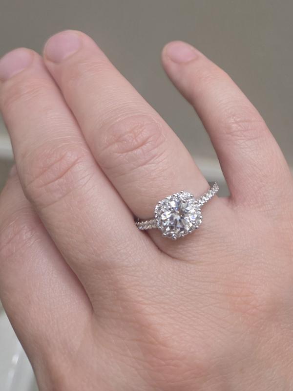 Pics usually don't reflect the real view , especially the shine, but I tried :)