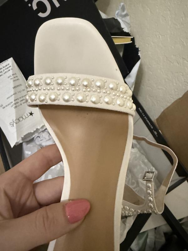 Toe prints & dirty bottoms ….