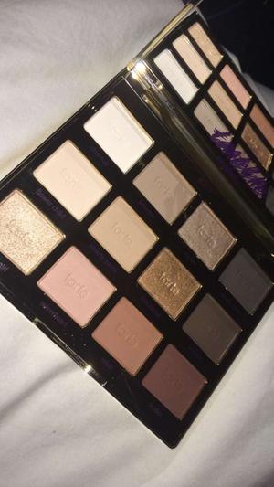 Tartelette In Bloom