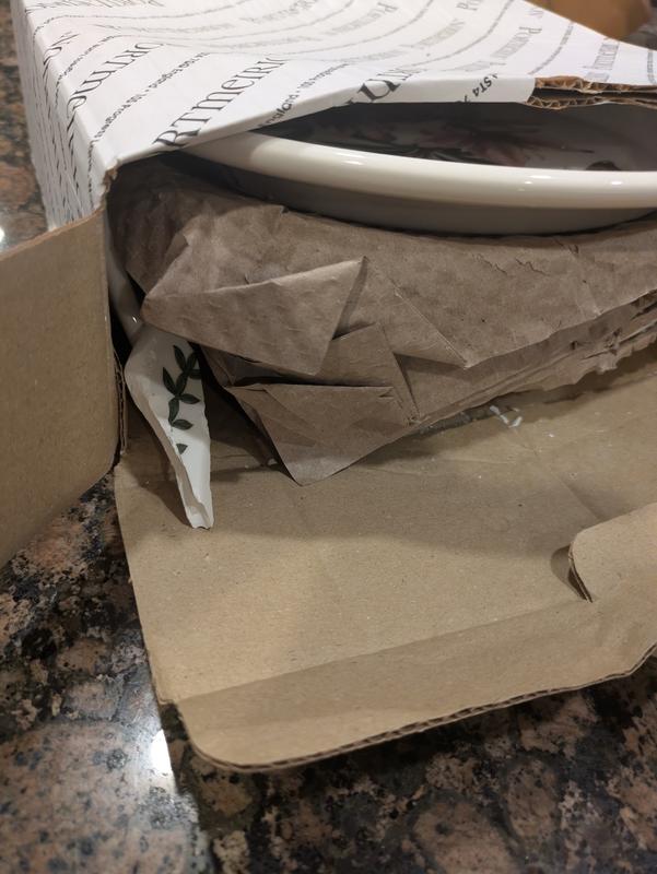 The bottom three dishes were damaged.