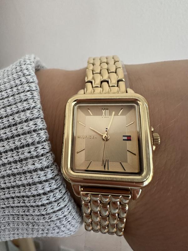 Customer carousel item 1.