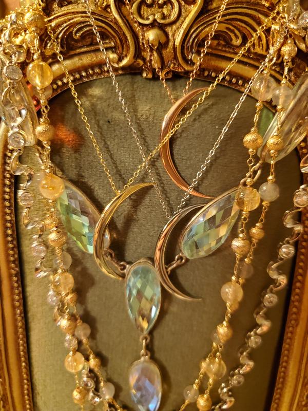 Customer carousel item 1.