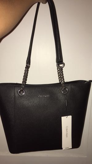 full picture of tote