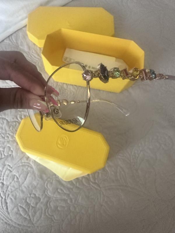Customer carousel item 2.