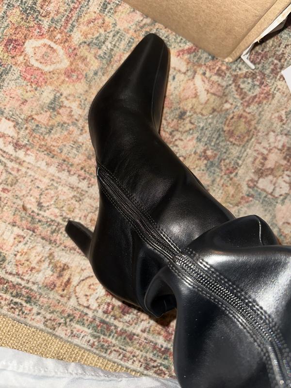 Customer carousel item 2.