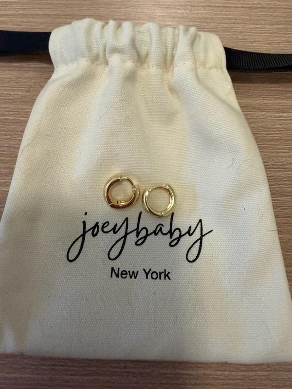 Customer carousel item 4.
