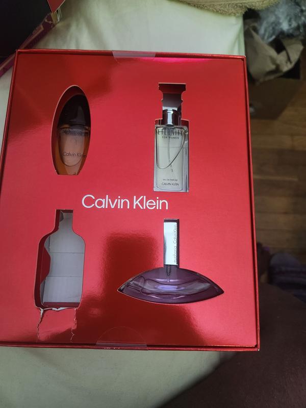 The box came with 1 bottle of perfume missing.