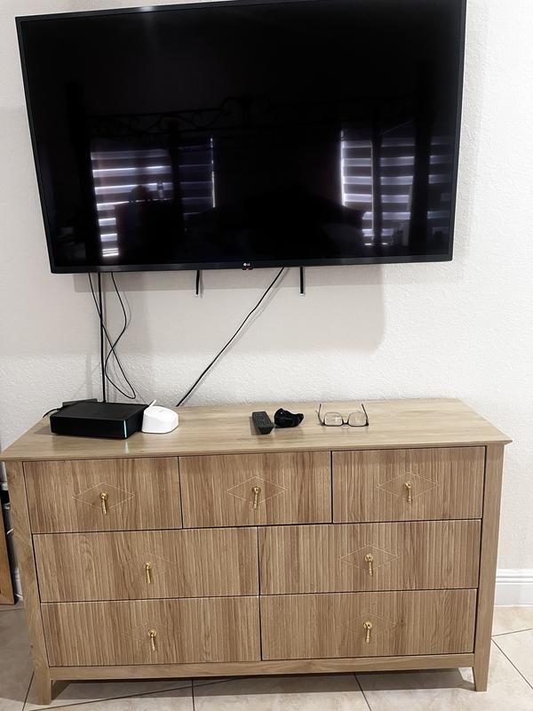 Customer carousel item 3.