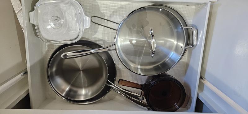 Customer carousel item 3.