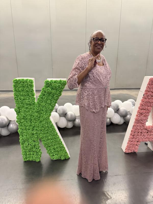 Customer carousel item 1.