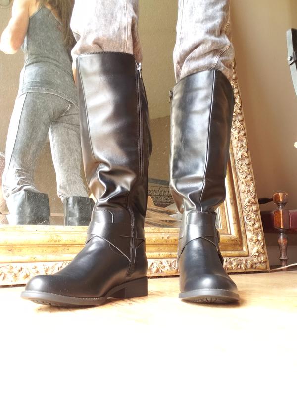 Photo from Black platform heel