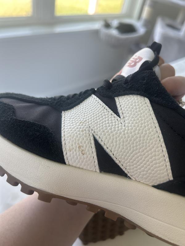 人気⭐︎レディースNew Balance インテリジェントチョイス327 New Balance Women's Intelligent Choice 327 Low Top Sneakers