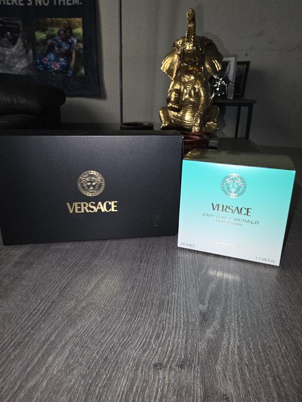 Customer carousel item 3.