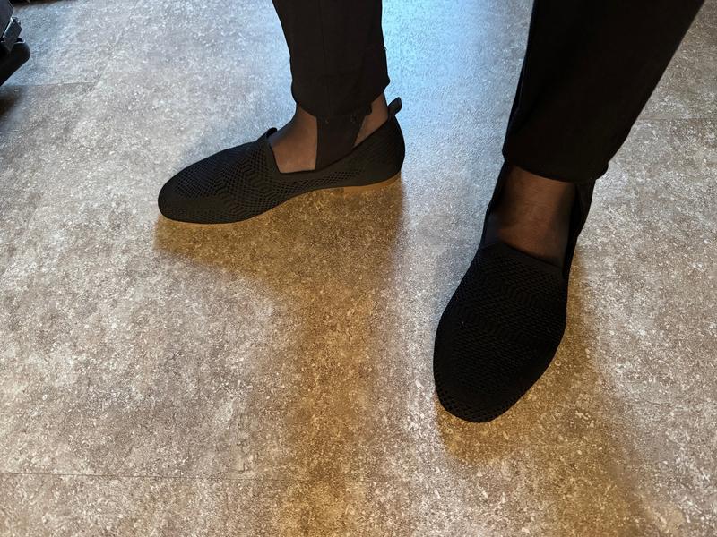 Comfortable Flats - Snug on feet