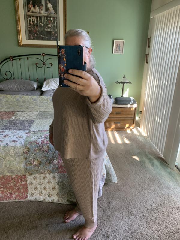 Great fitting pajama set for plus size gals