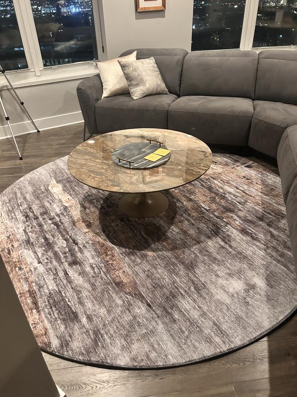 Customer carousel item 1.