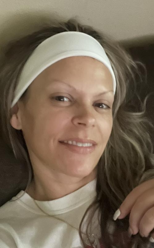 Woke up to my 43 yr old face looking like this after cleaning, using JLo’s serum,& blockbuster moisturizer.