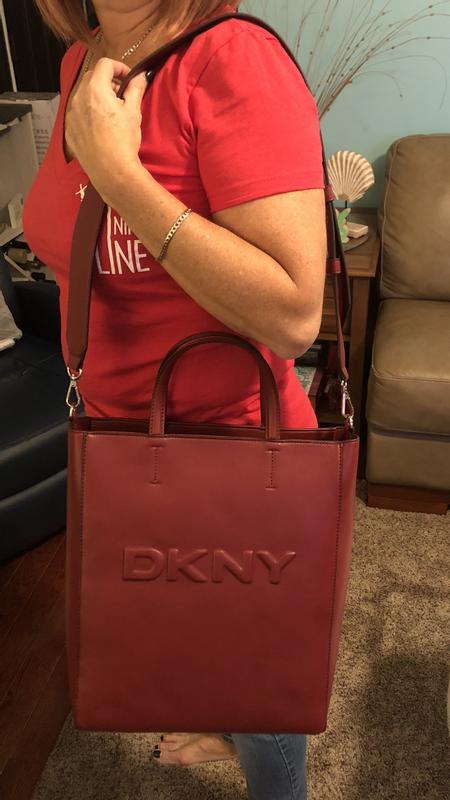 DKNY Tilly North store South Tote