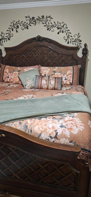 Customer carousel item 1.