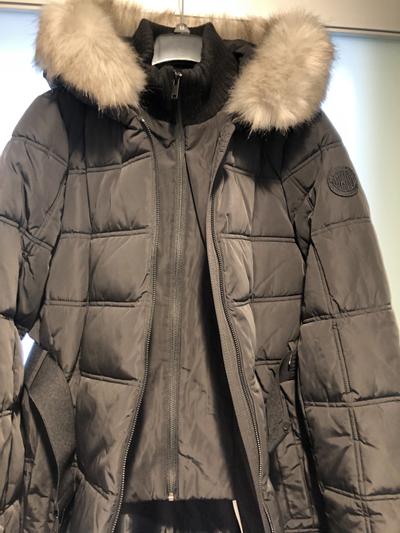 Two zipper layer detail