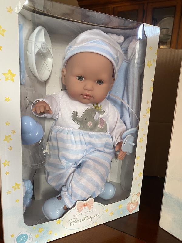 I love the adorable elephants on their pjs! Goes well with a baby book and any baby decor involving elephants! Wildlife lovers! 🥰📚❤️