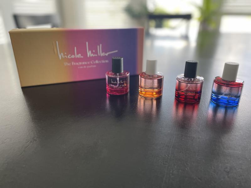 The colors on the box and bottles are lovely