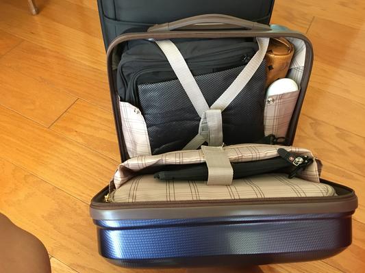 top view of compartment and handle