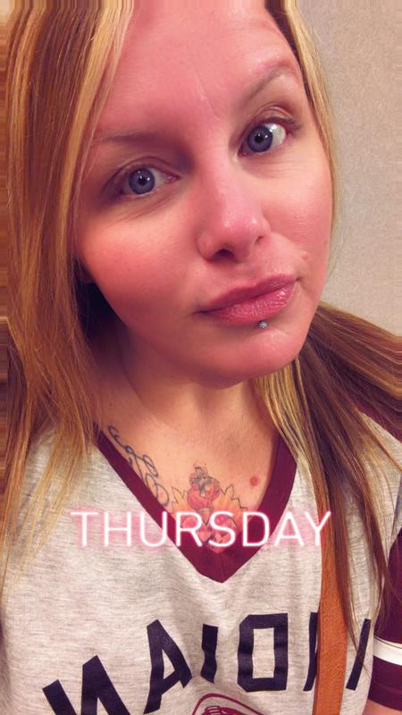 Kissing Jelly Lips
