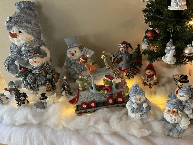 Snowmen’s new friends!🤗