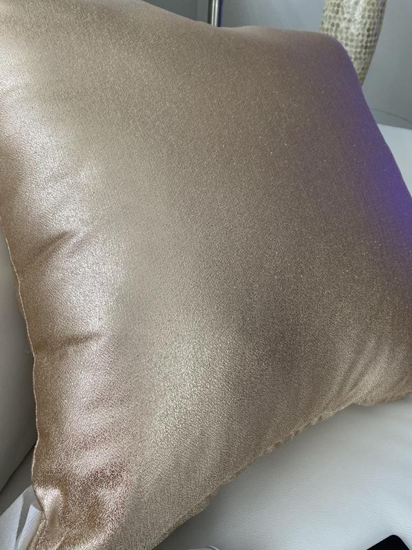 Customer carousel item 1.