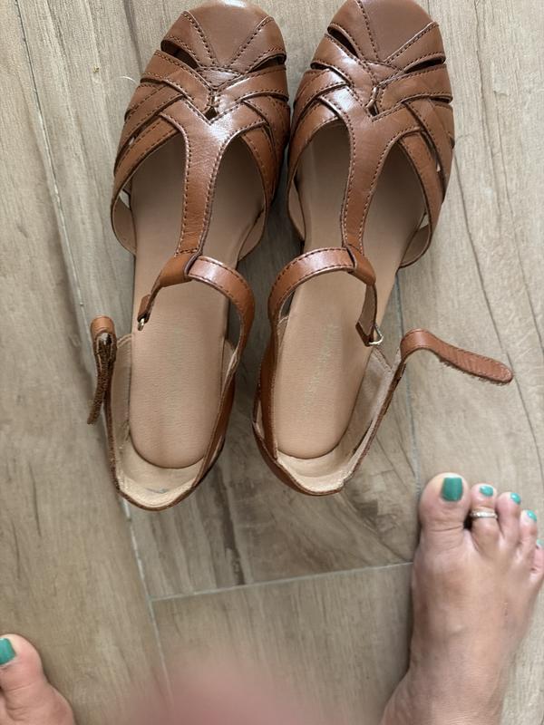 Customer carousel item 1.