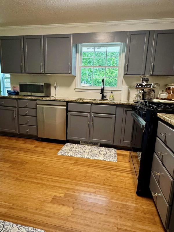 Customer carousel item 3.