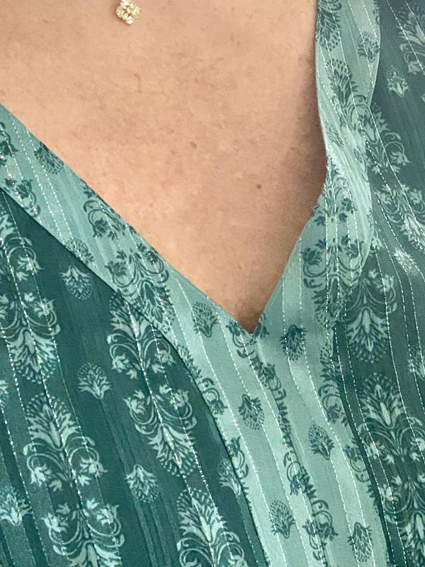 The lone flaw - a slight imperfection in the fabric